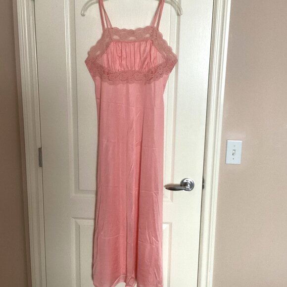 Van Raalte Vintage Women's Pink Long Semi Sheer Nightgown Slip Size Lingerie - Picture 1 of 7